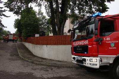 Remshalden-Buoch: Kellerbrand in Gebaeude - Feuerwehr im Einsatz